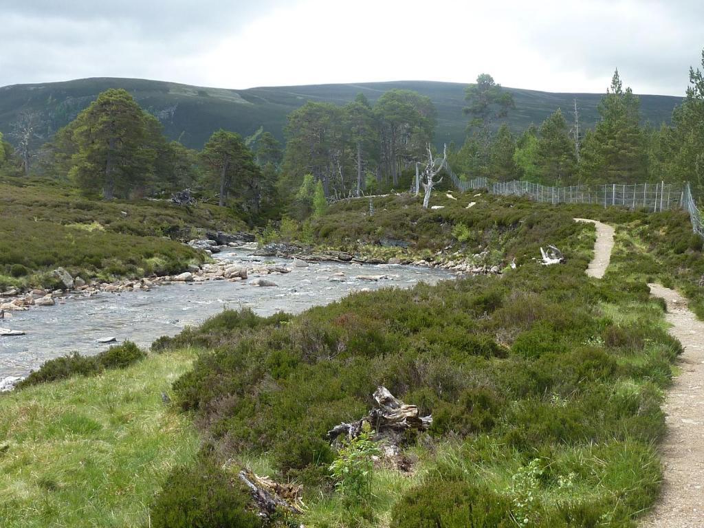 Braemar Youth Hostel Extérieur photo